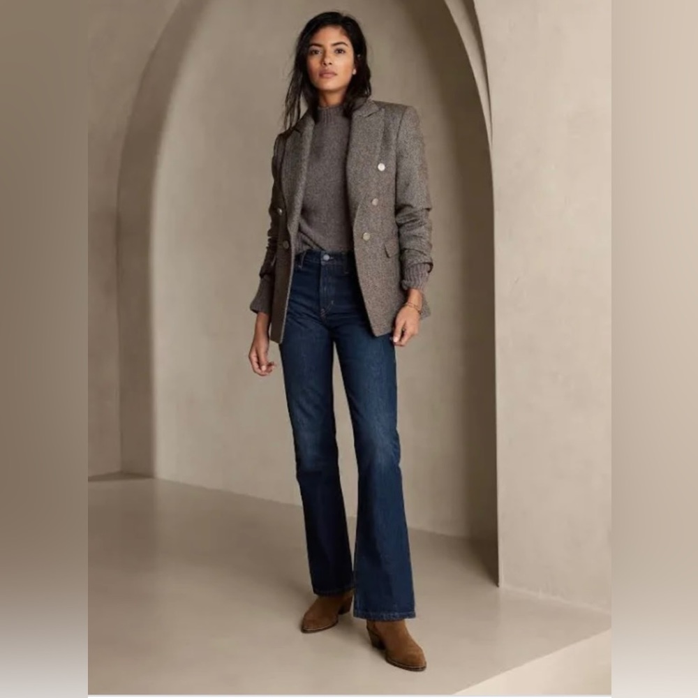 Dark wash Banana Republic jeans